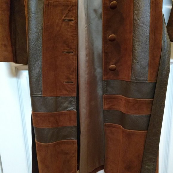 *HOST PICK*  Vintage70s Brown Suede & Leather Coat - Picture 4 of 9